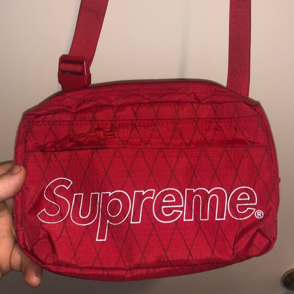 Supreme shoulder bag